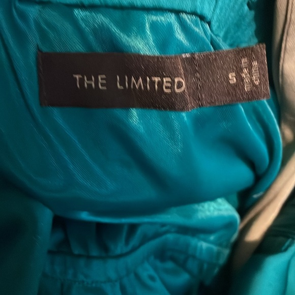 ⭐️You will get 2 great used condition dresses size 3 & small - Picture 10 of 14